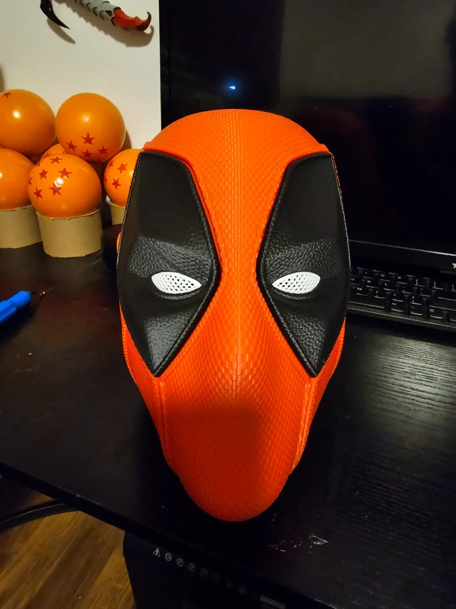 Deadpool Helmet (Deadpool 3, Textured) - real print
